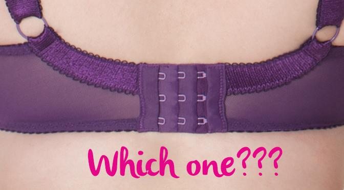 Which hook should you use on your bra?