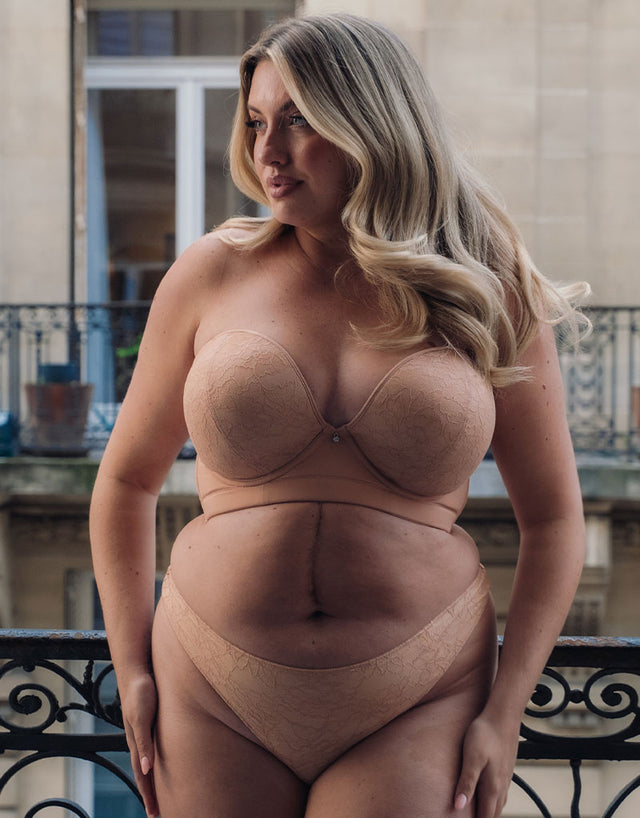 Curvy Kate Hey Girls Thong Latte