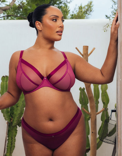 New Lingerie Sets In Cup Sizes D-K By Curvy Kate Curvy Kate US New Lingerie Sets In Cup Sizes D-K By Curvy Kate Curvy Kate US