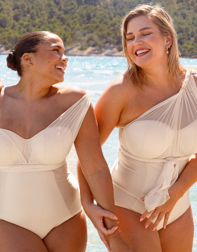 Models are wearing sizes 32G and 32H