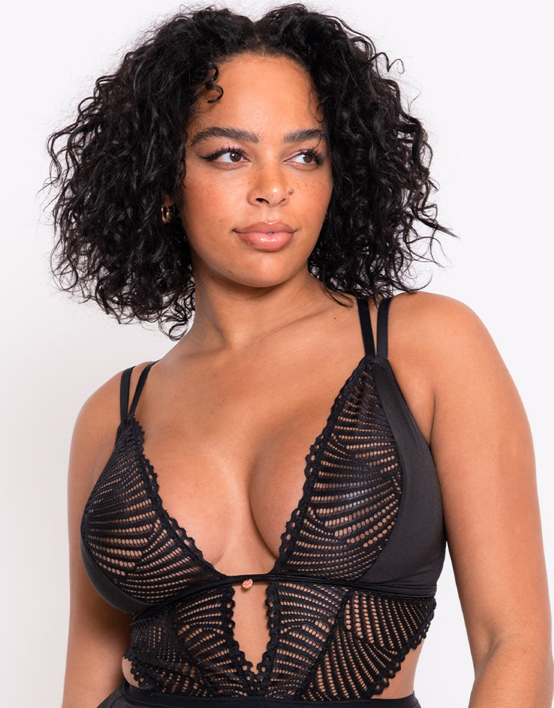 Scantilly After Hours Stretch Lace Teddy Black – Curvy Kate US