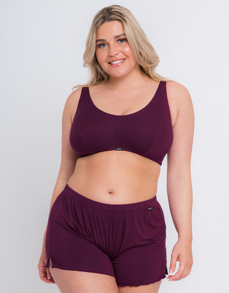 Le Curvy Kitten: Crop tops for busty gals? Can you, would you, dare you?