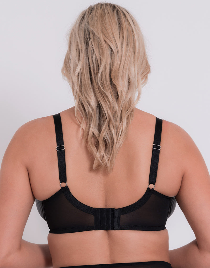 Bravo Intimates - Bra Fit Experts - This is Katya from Sculptresse